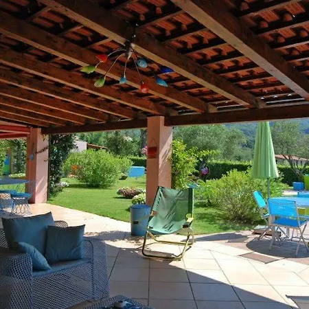 Sleeps 10 Pool Wifi 빌라